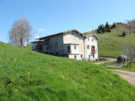 Cascina con stalle in località Forcella di Spettino Alto