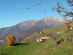 VEDI IN GRANDE - Cascine di Zambla Alta sulle pendici del  Monte Grem