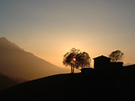 VEDI IN GRANDE - Tramonto alle cascine di Zambla Alta